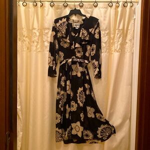 Woman’s Dress by EJM, Black with Ivory & Light Brown hints Size 6